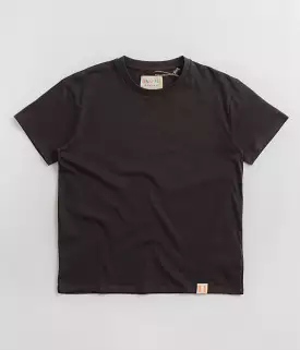 7006 T-Shirt - Faded Black by Uskees