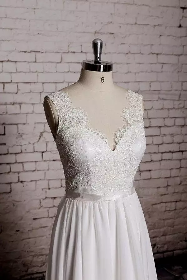 A-line lace chiffon wedding dresses with V-neck and backless design