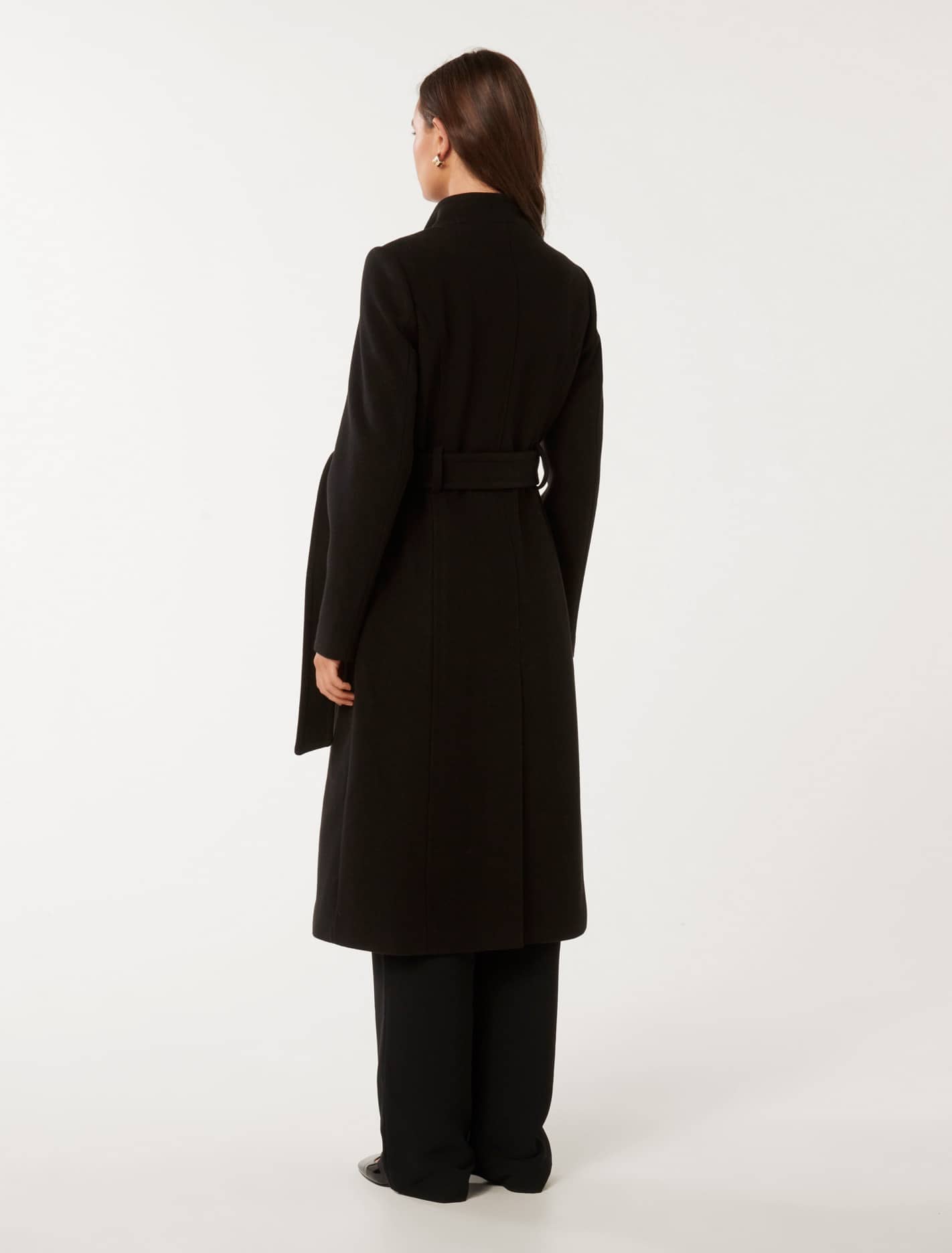 Ari Funnel Neck Coat can be optimized for Google SEO with the following result: Stylish Ari Coat with Funnel Neck.