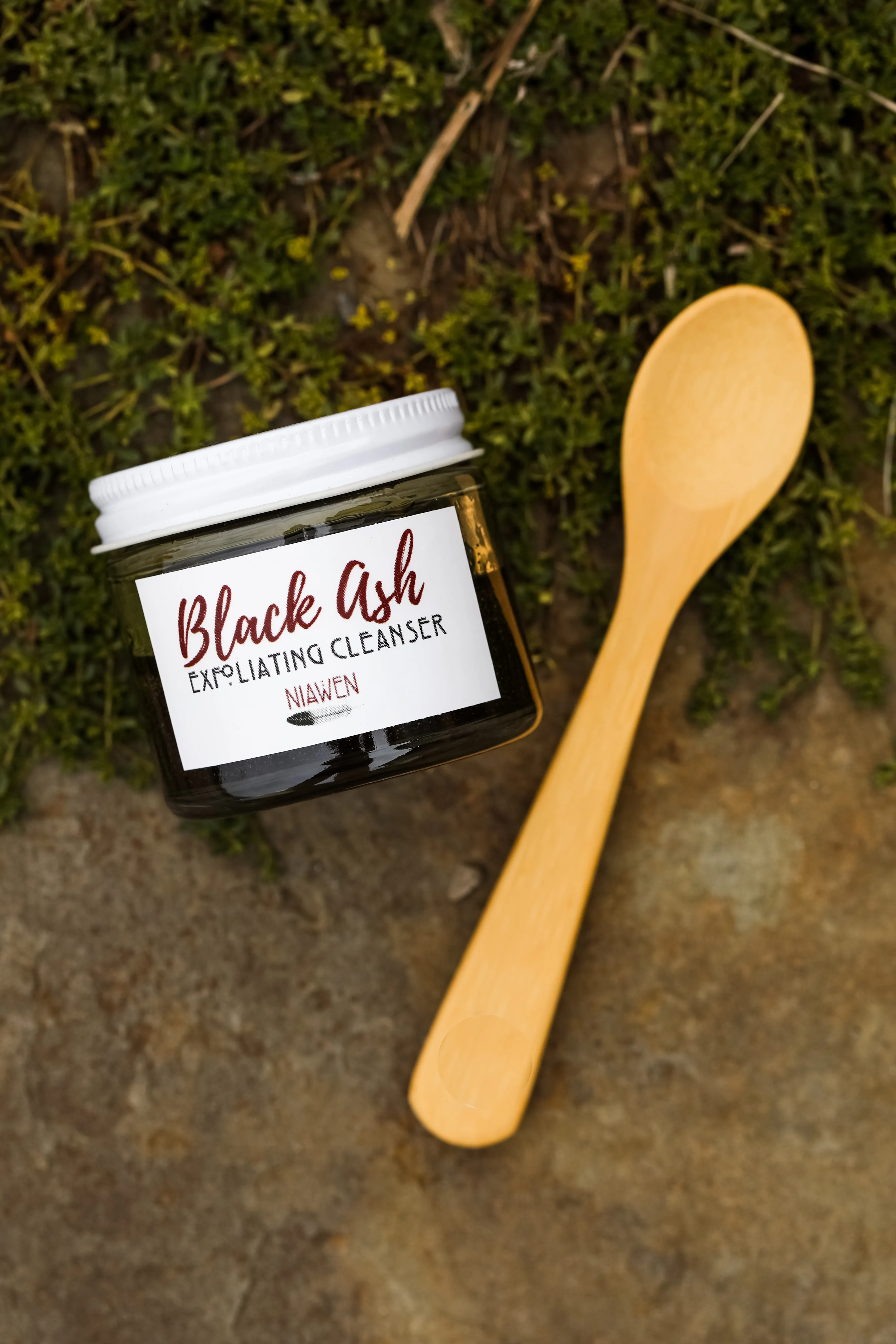 Black Ash Scrub Cleanser