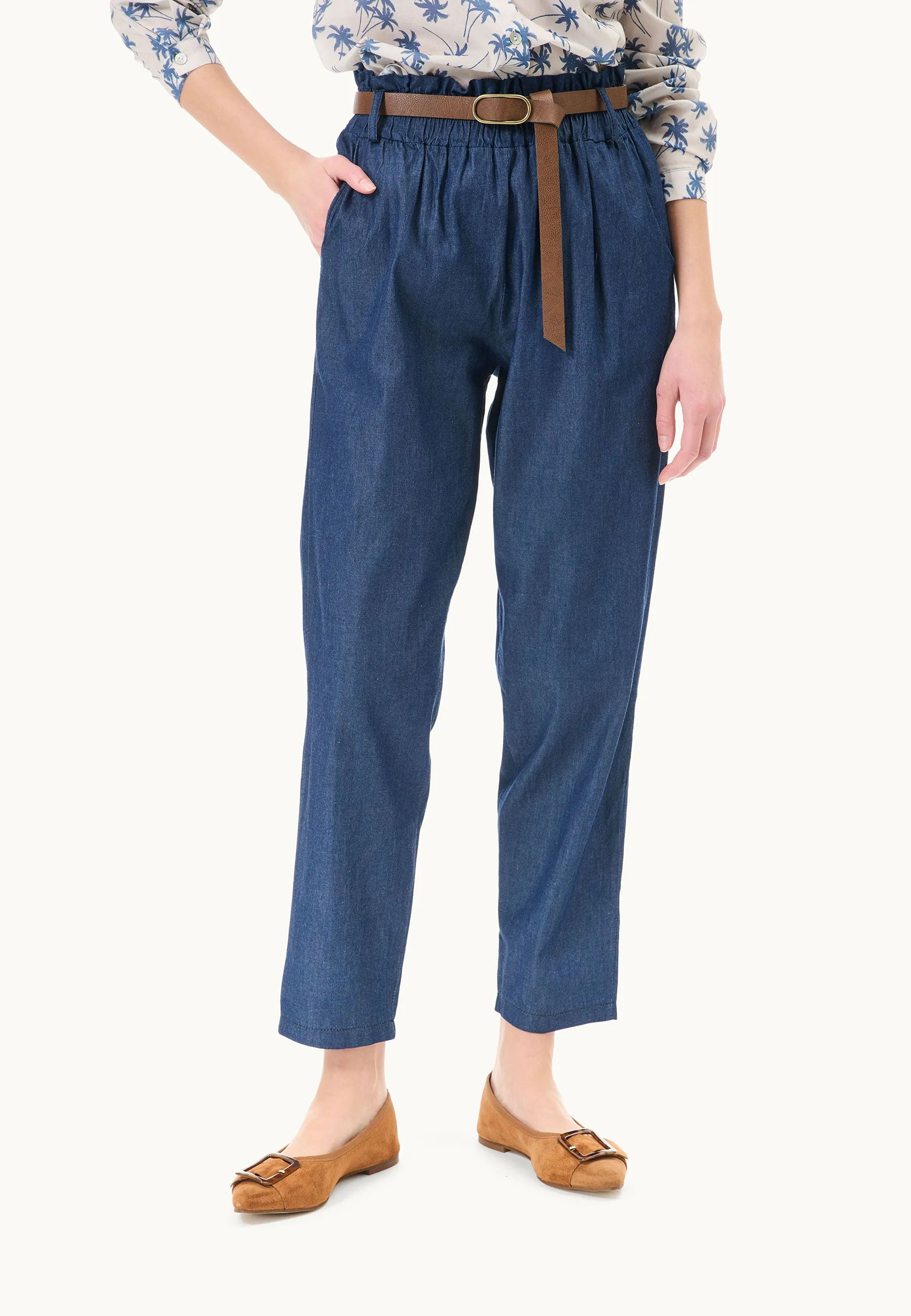 Chambray trousers with belt