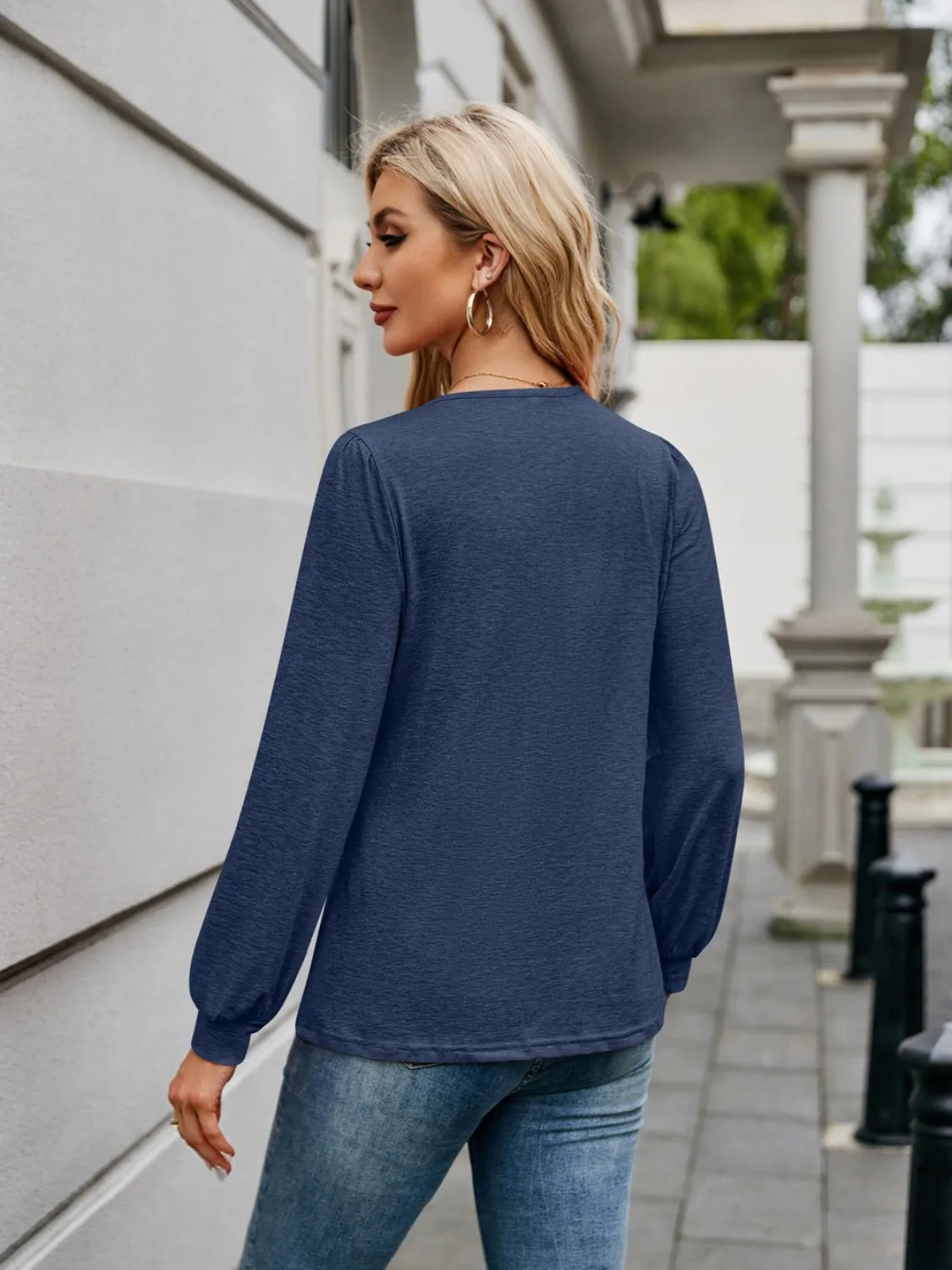 Timeless V Neck Long Sleeve T-Shirt