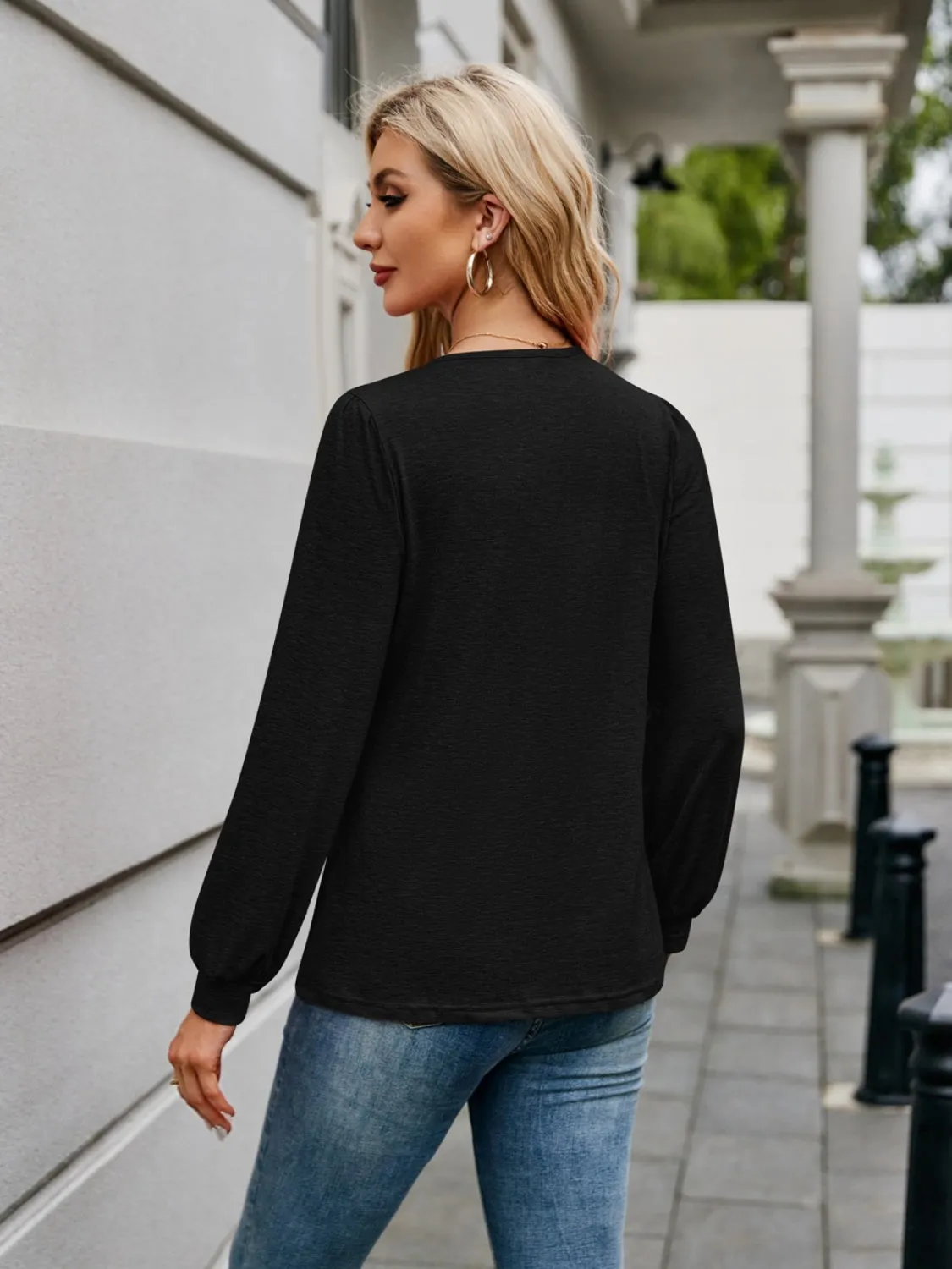 Timeless V Neck Long Sleeve T-Shirt