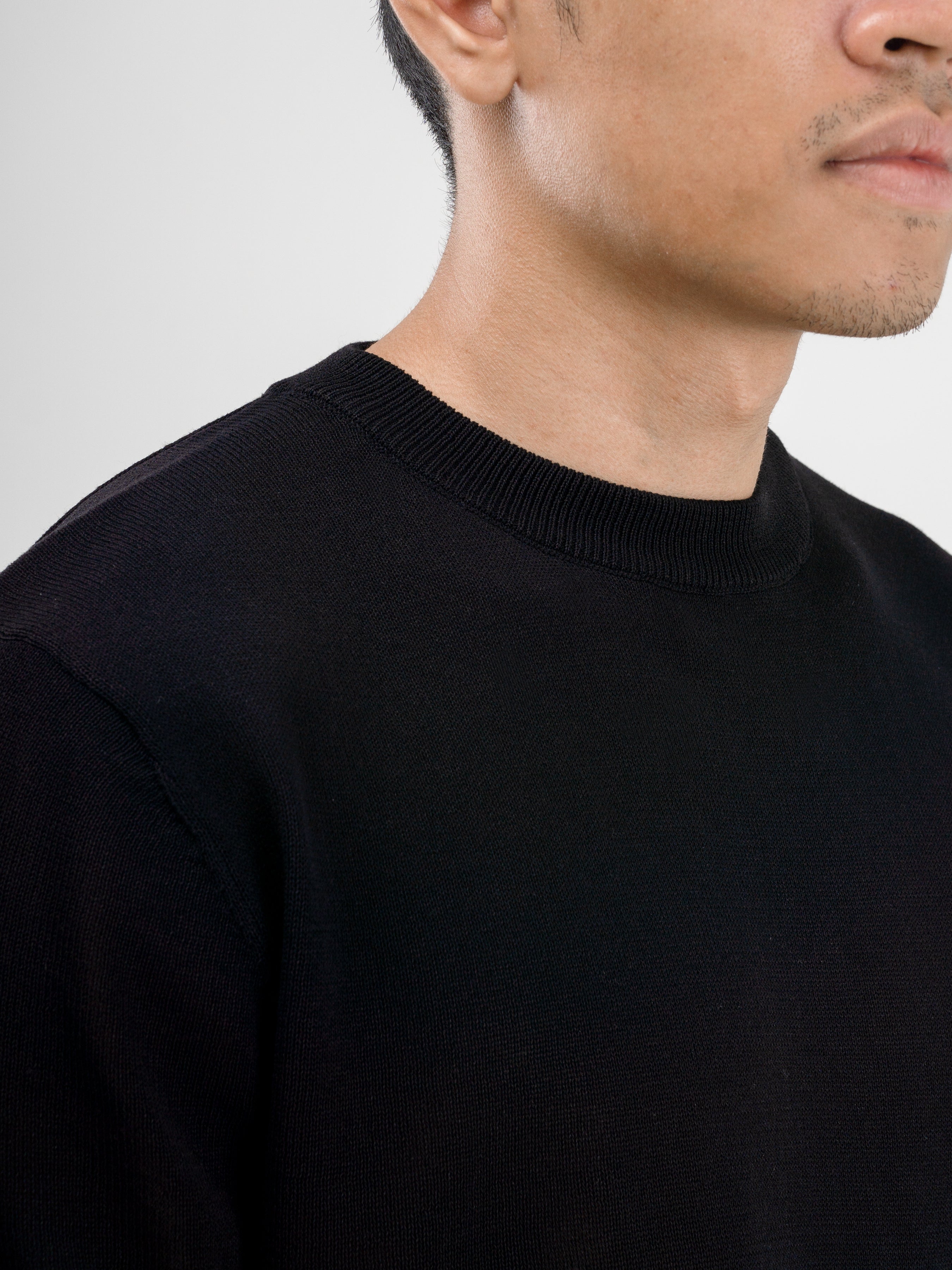 Dany Black Knit Tee - Round Neck