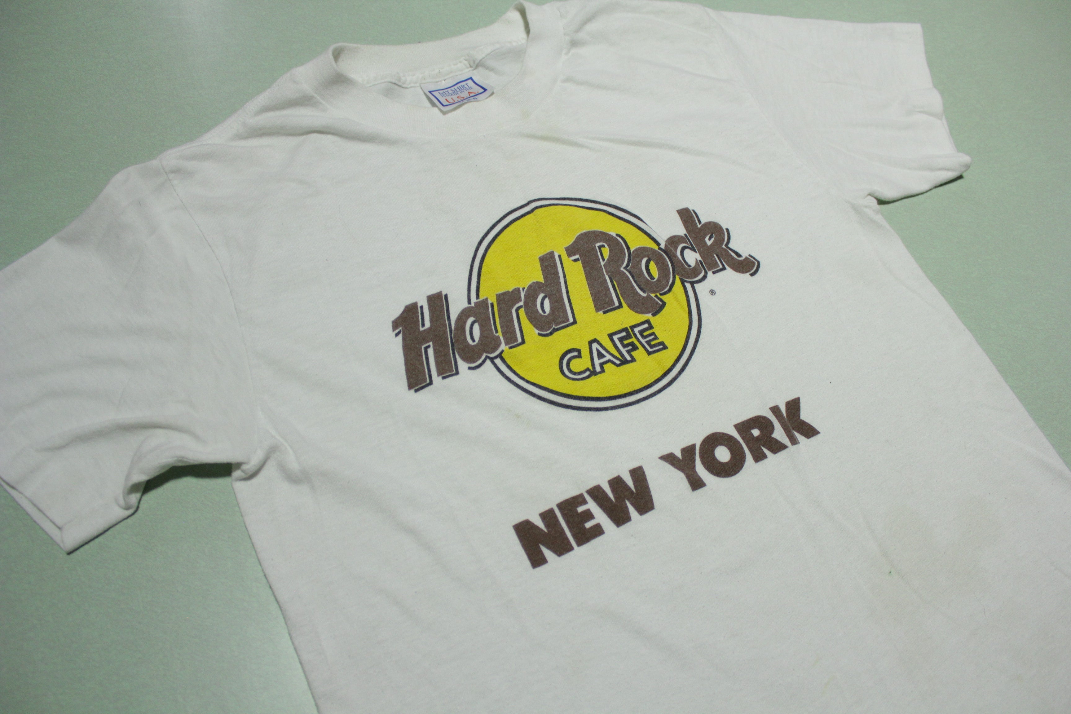 Hard Rock Cafe New York Vintage 90's T-Shirt - Made in USA - Single Stitch