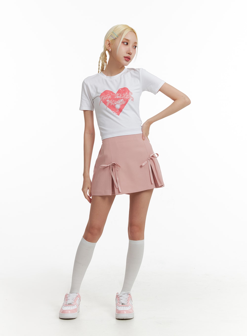 Heart T-Shirt with Graphic Design - IF408