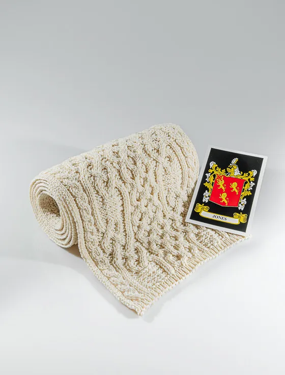 Jones Clan Scarf - Get the Ultimate Scarf for Jones Clan Members