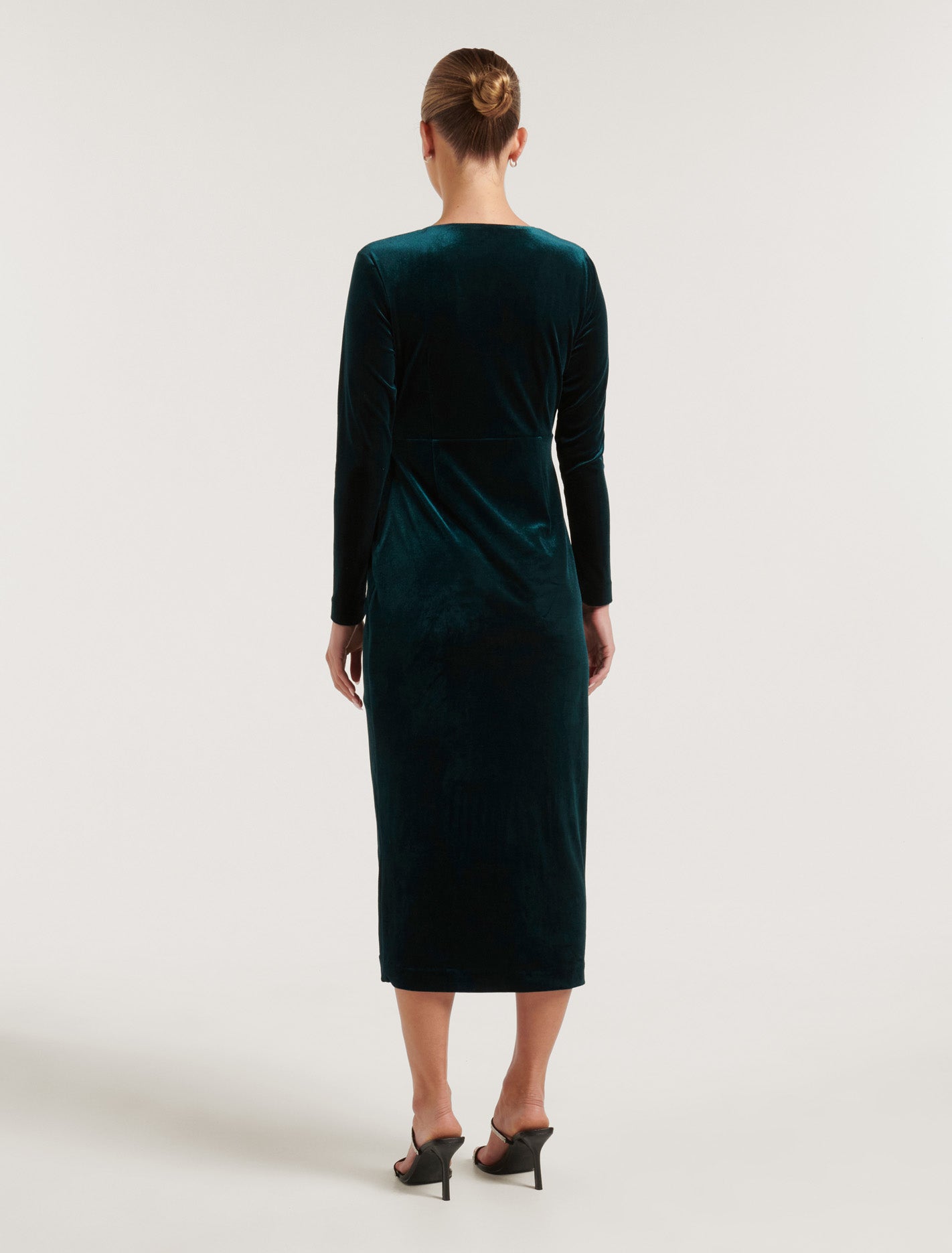 Julianne Velvet Midi Dress