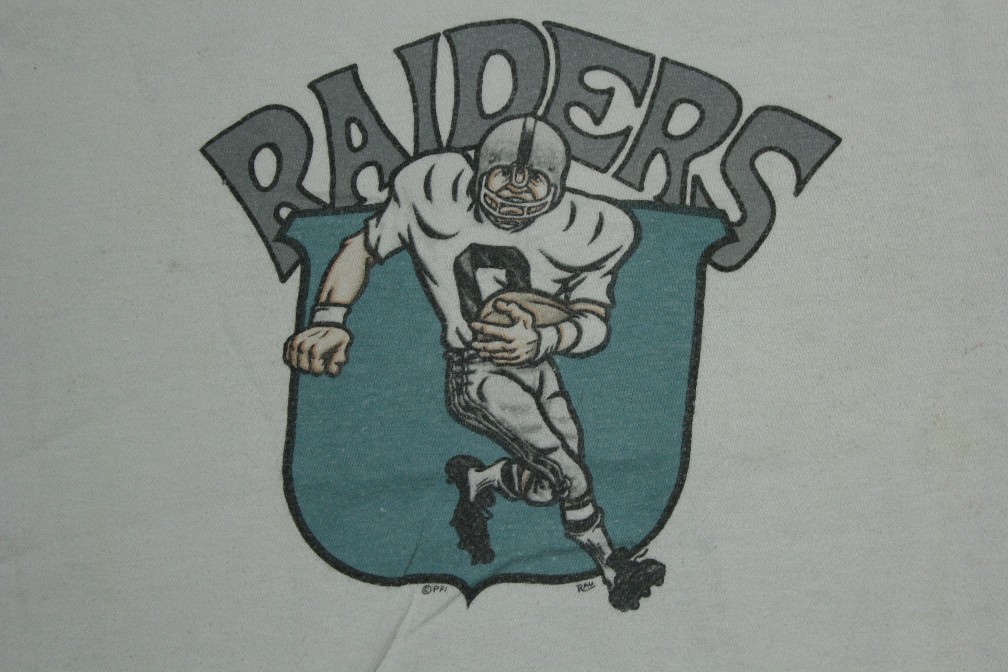 LA Raiders 80's Vintage Los Angeles Football Hanes T-Shirt