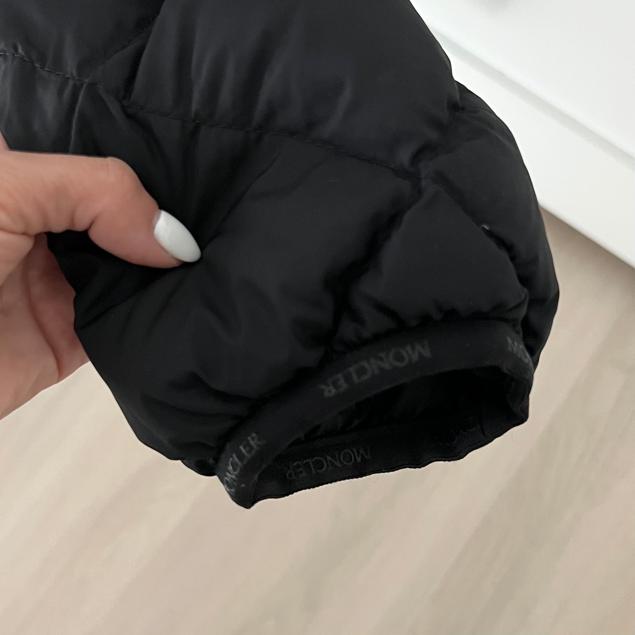 Moncler Arvouin Down Jacket