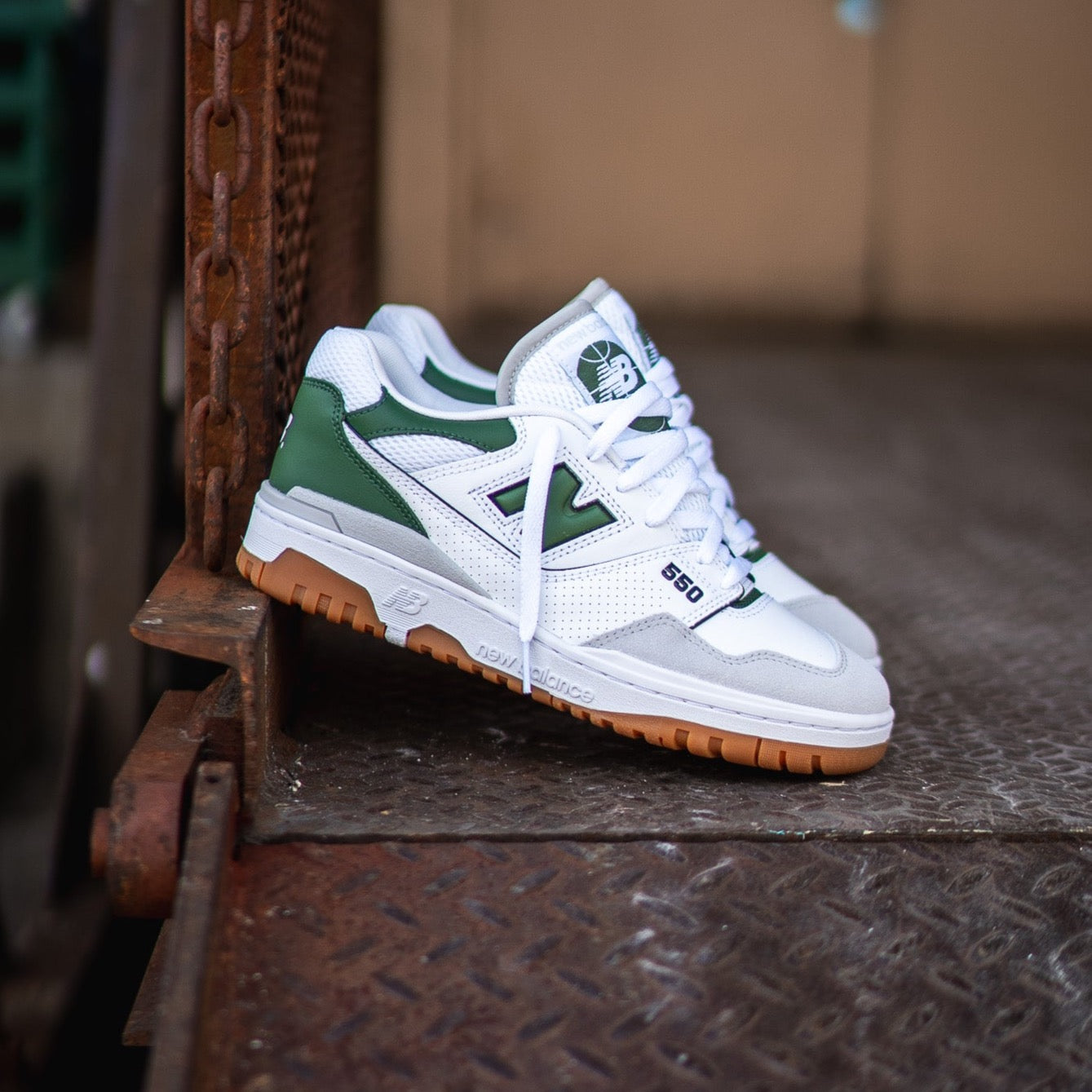 New Balance 550 shoes for men in white and pine green color variant - BB550ESB.