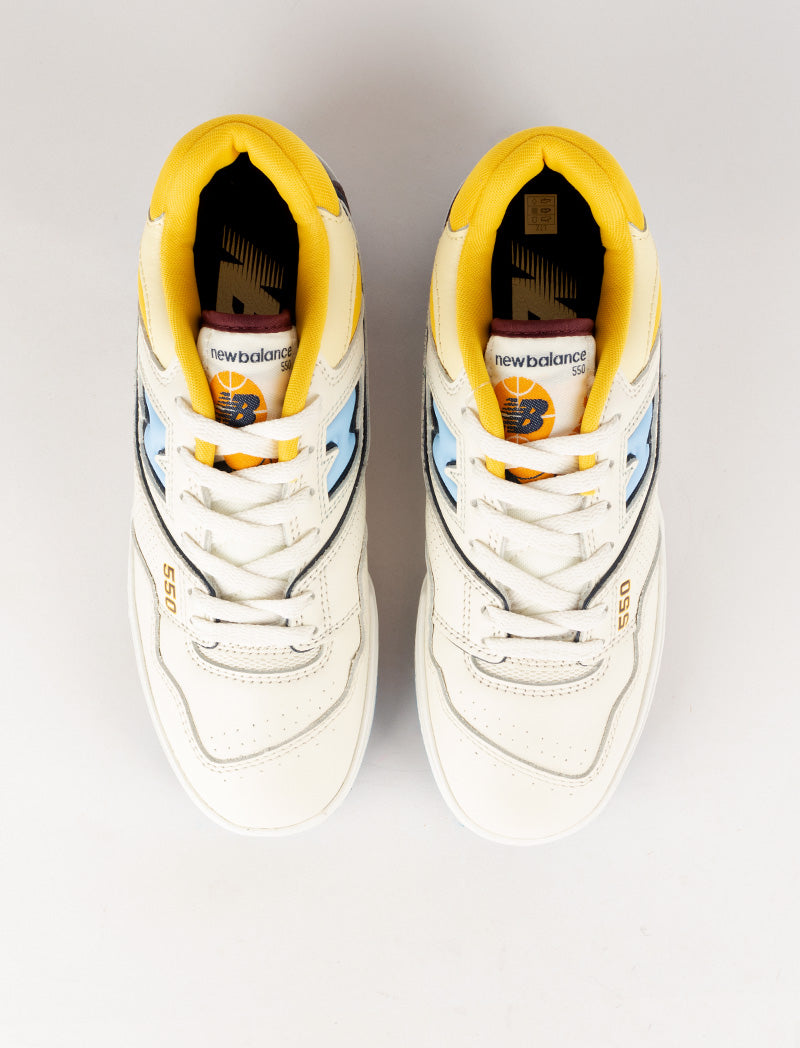 New Balance 550 Trainers Sea Salt Team Carolina