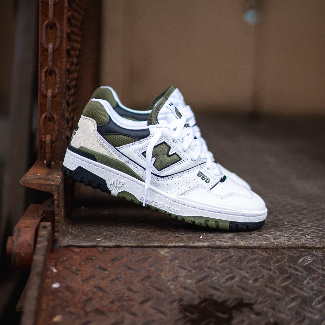 New Balance 550 - White/Olive | BB550DOB