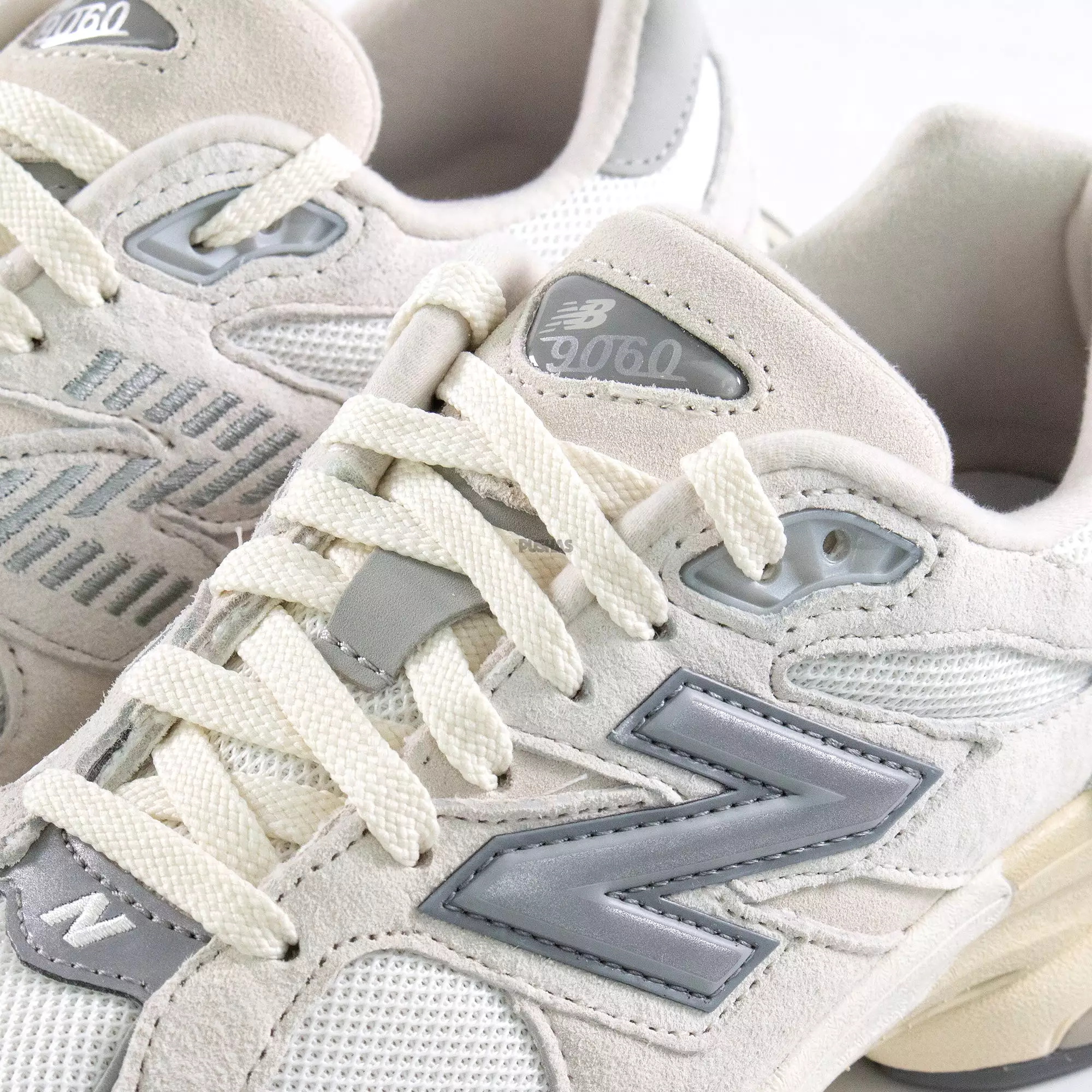 New Balance 9060 Sea Salt White 2023.