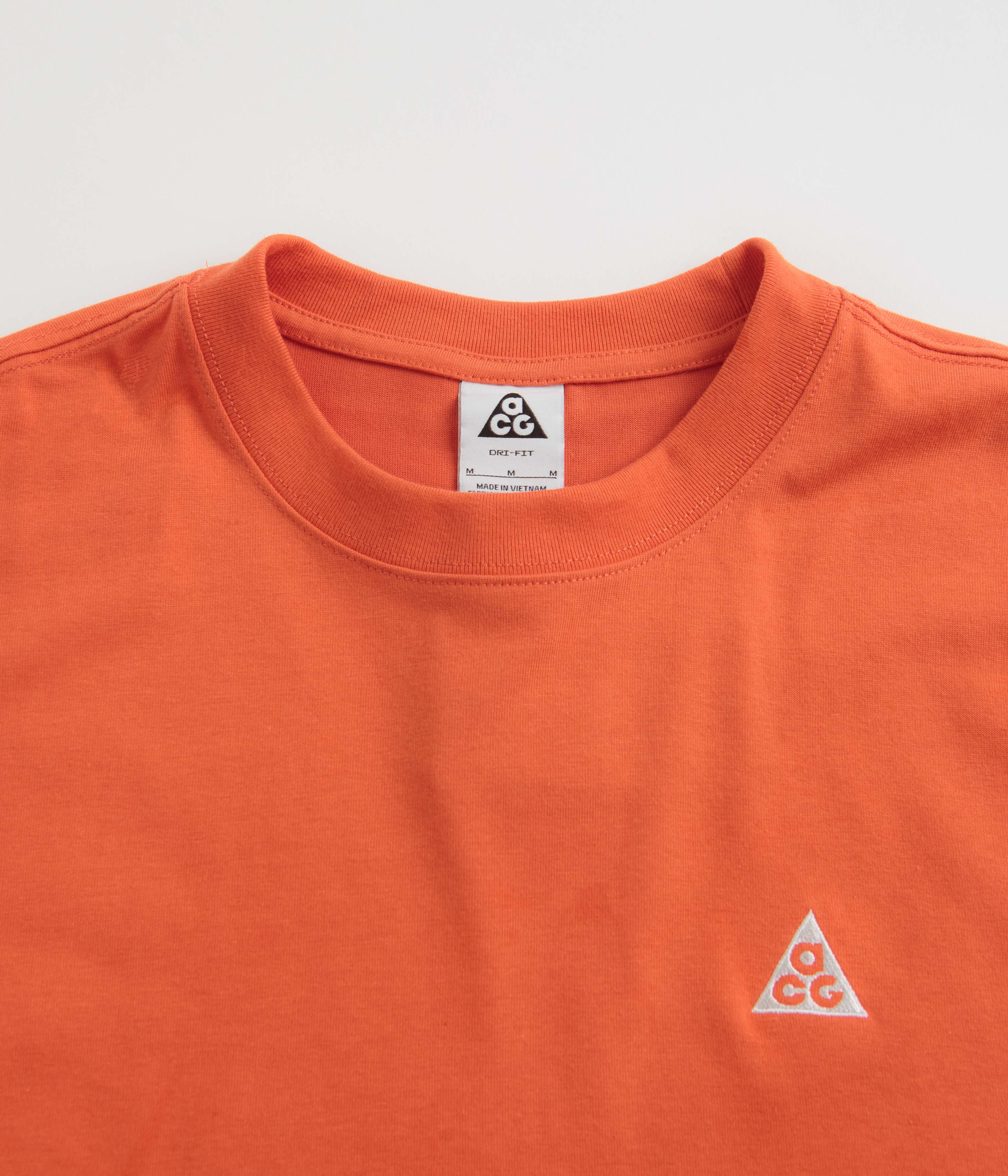 Nike ACG LBR T-Shirt - Cosmic Clay for optimal search engine performance.