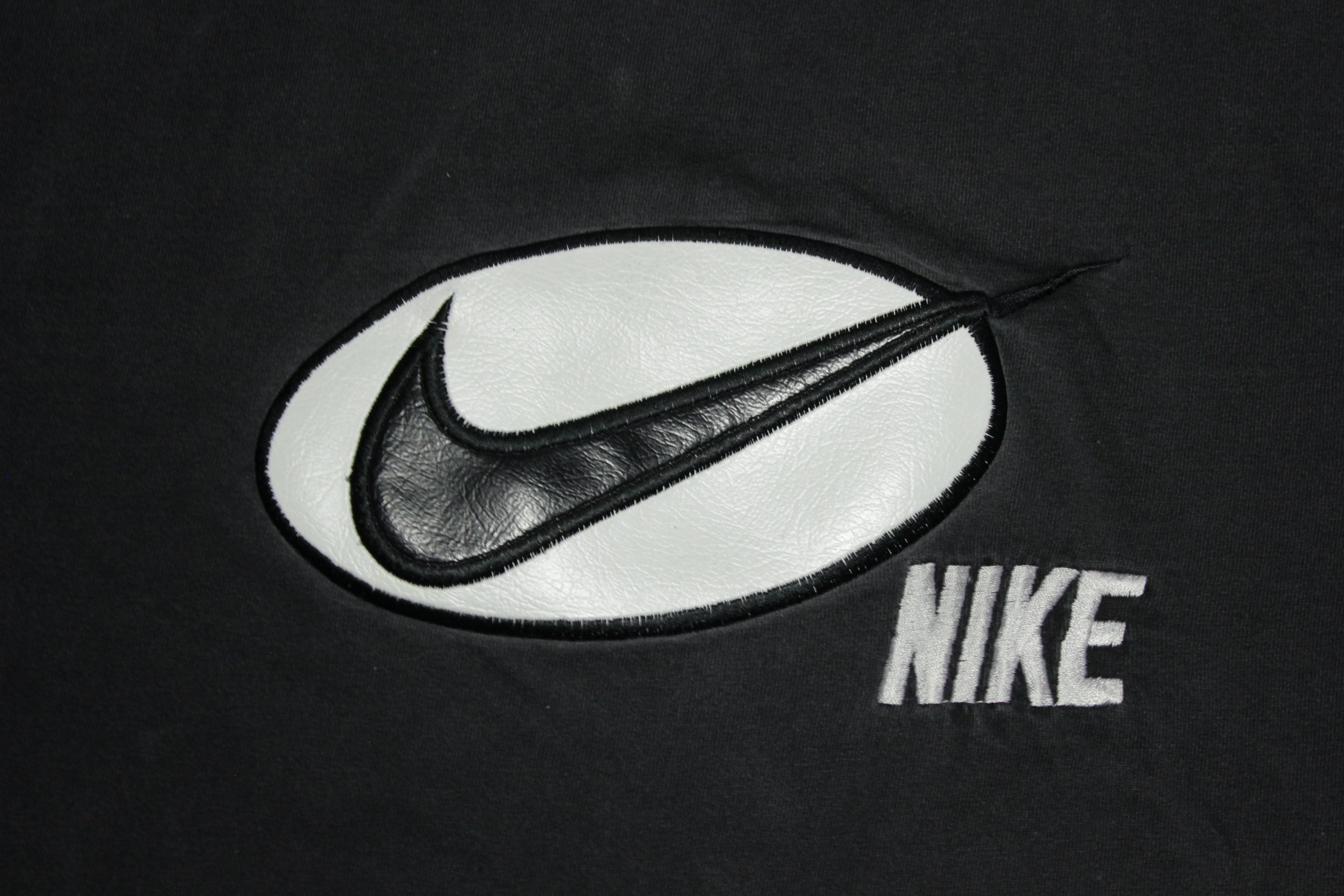 Nike Vintage 90's T-Shirt - Leather Swoosh Patch - Made in USA - Single Stitch - Embroidered