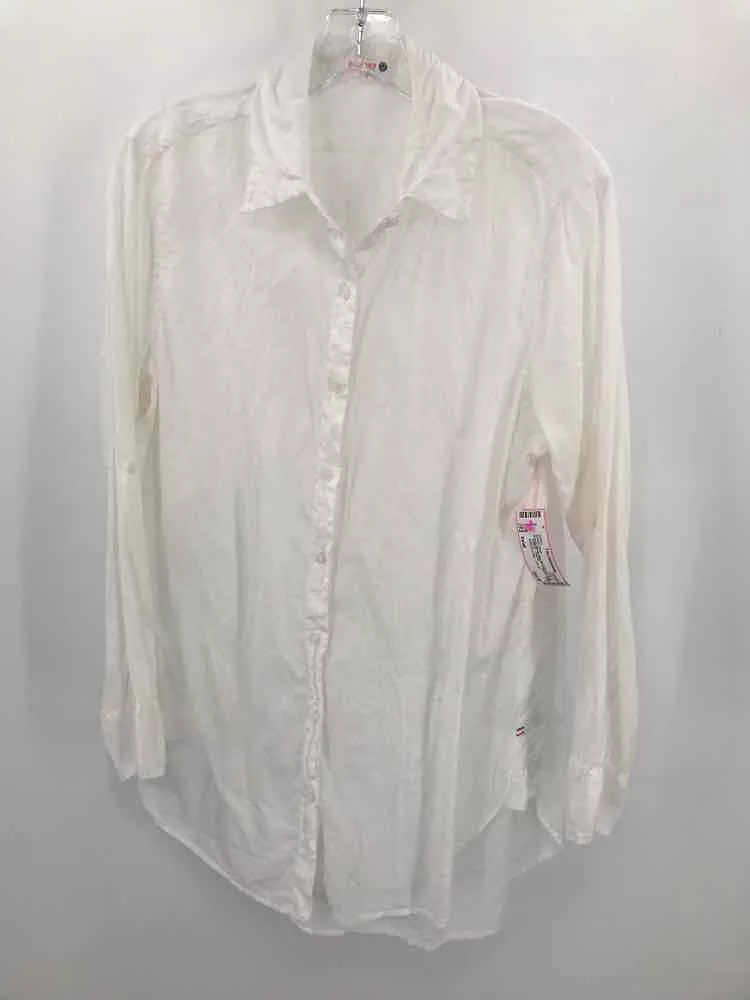 Pre-owned small white button down shirt