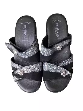 Sandals for Sale, Size 6, at Clothes Mentor.