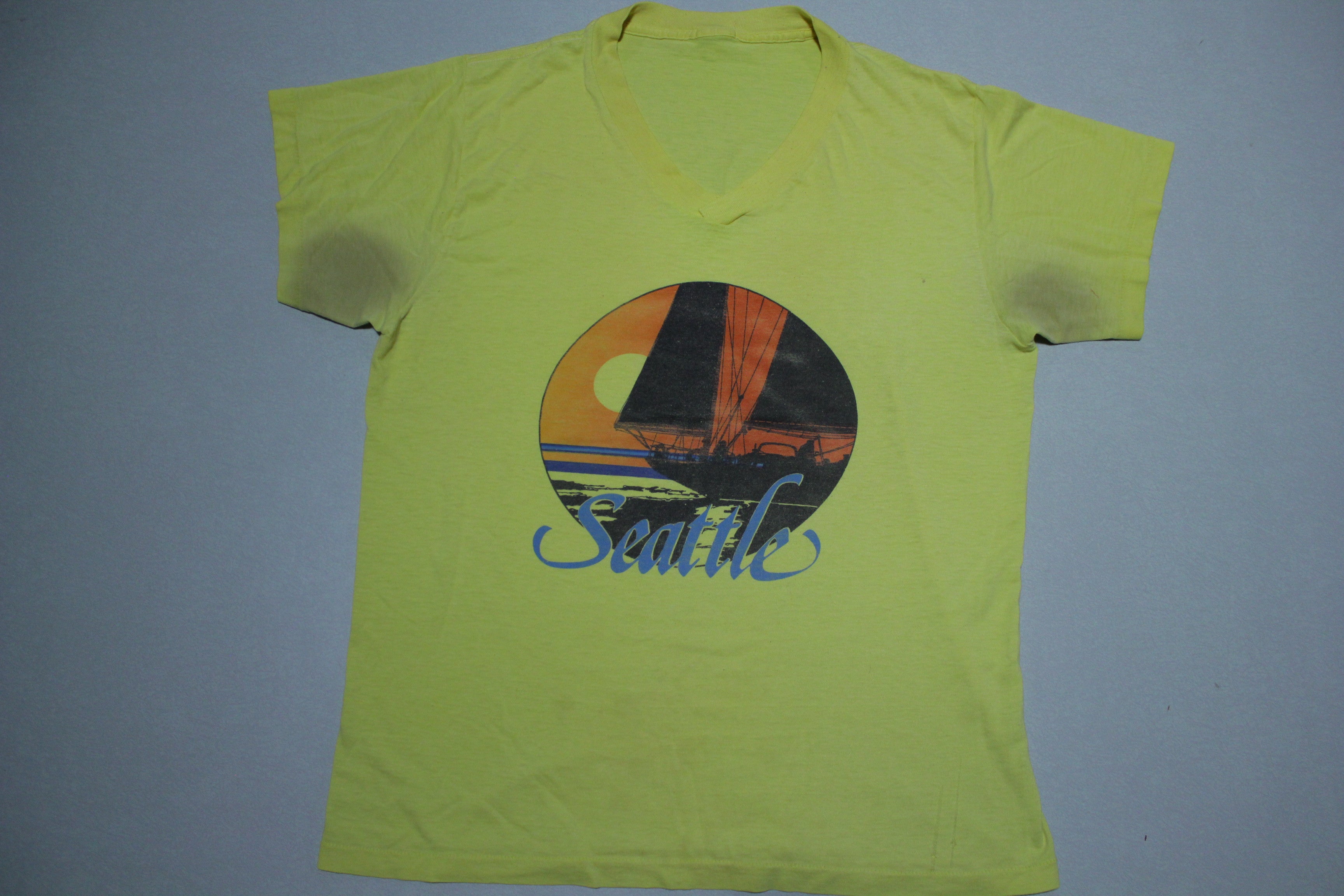 Seattle Puget Sound Sunset Sailboat Vintage 1980s V-neck Distressed Single Stitch Tee