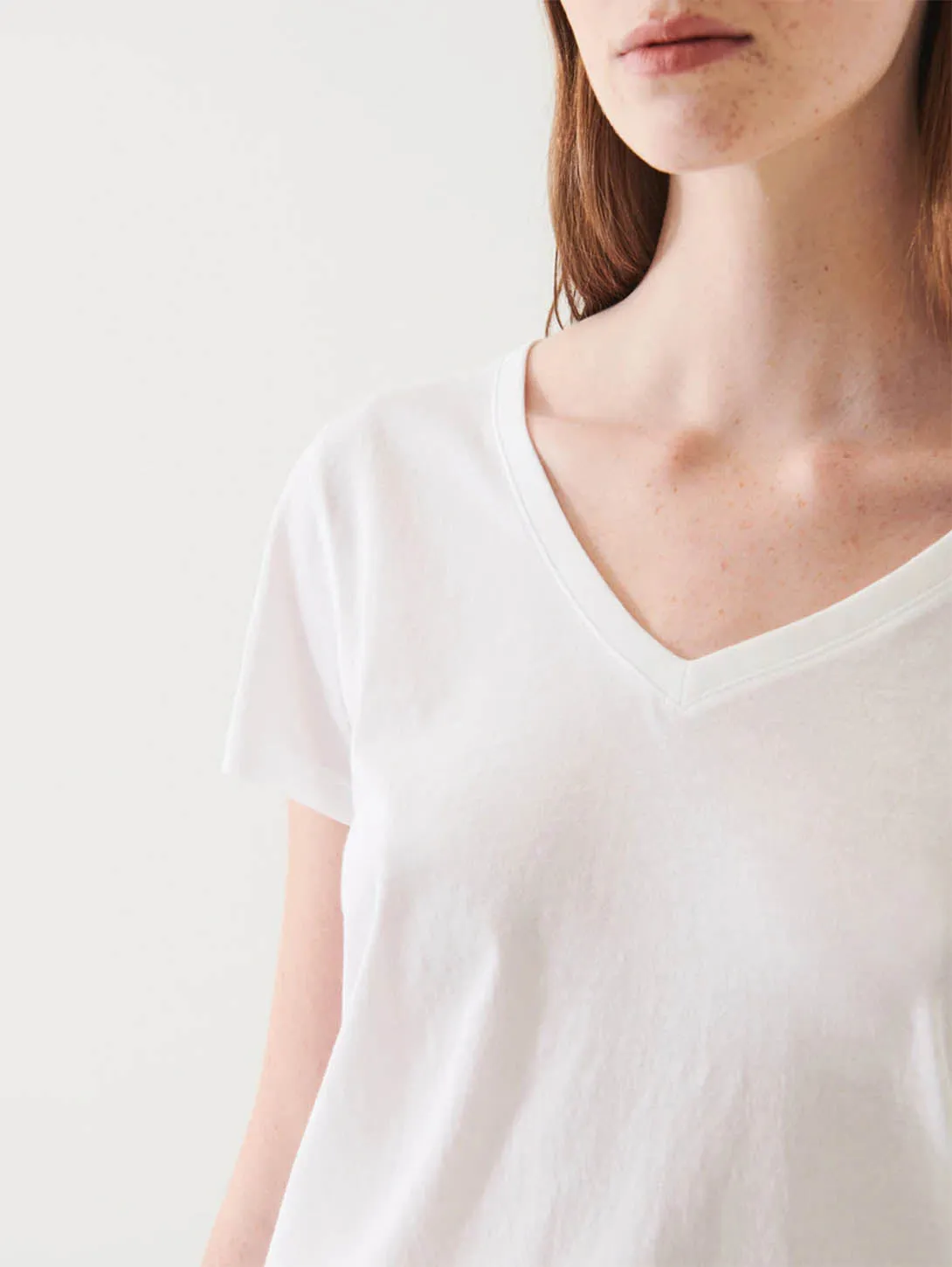 Short sleeve v-neck tee