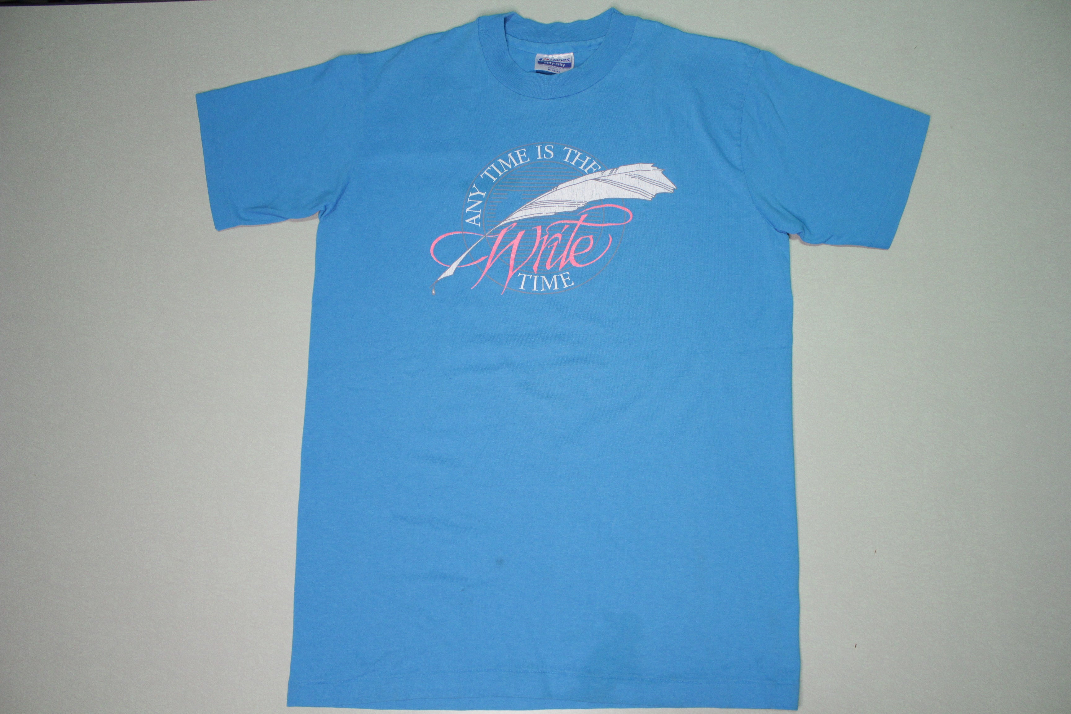 Vintage Hanes USA 80's Single Stitch T-Shirt - Ideal for Writing