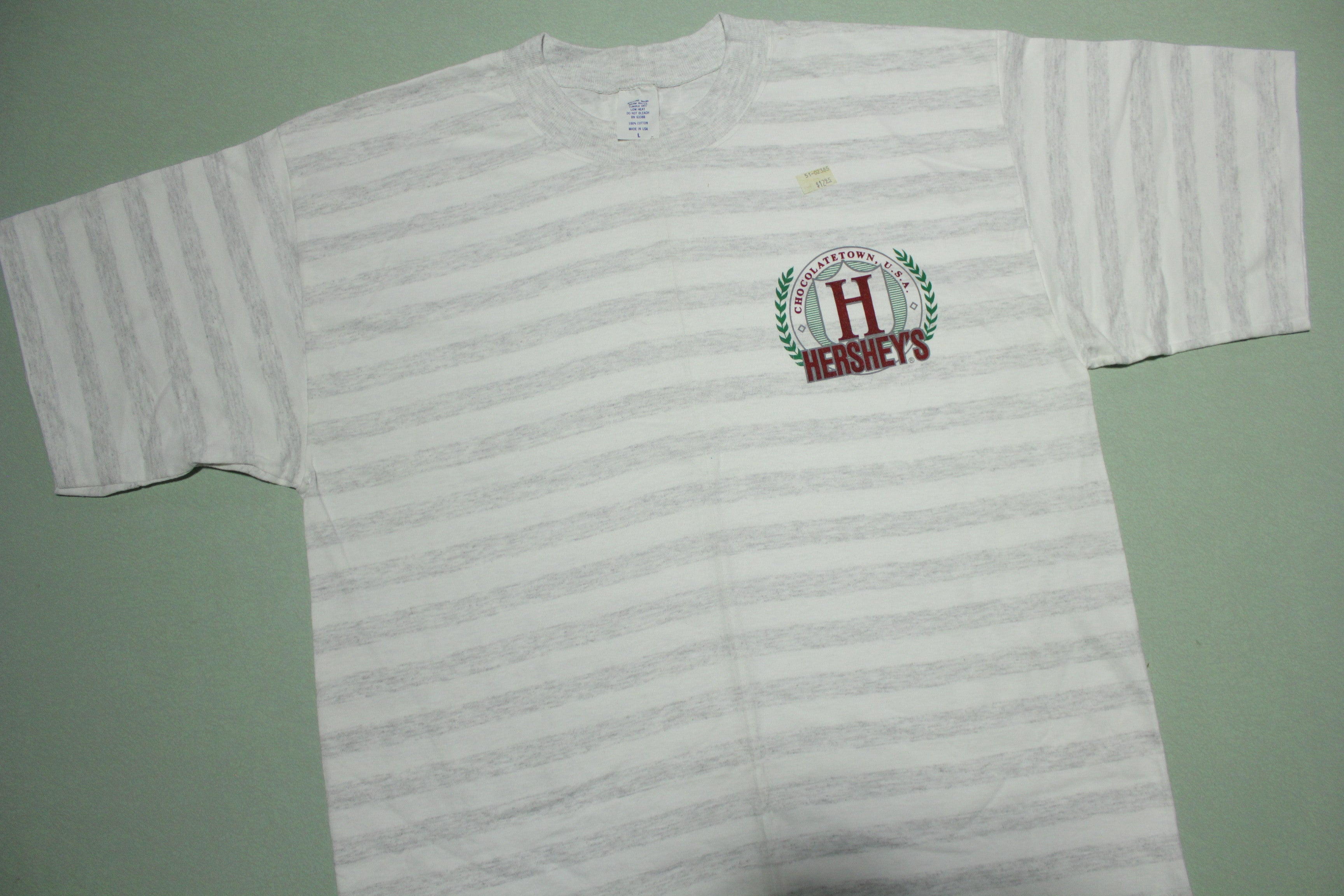 Vintage Hershey's Chocolatetown USA striped single stitch tourist snack t-shirt.