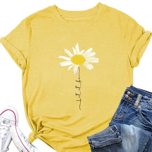 Women's Short Sleeve T-Shirt with Daisy Print - Streetwear