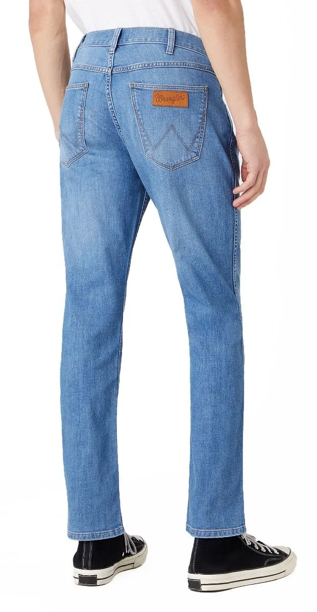 Wrangler Greensboro Modern Straight Light Denim Jeans Strike Indigo Blue