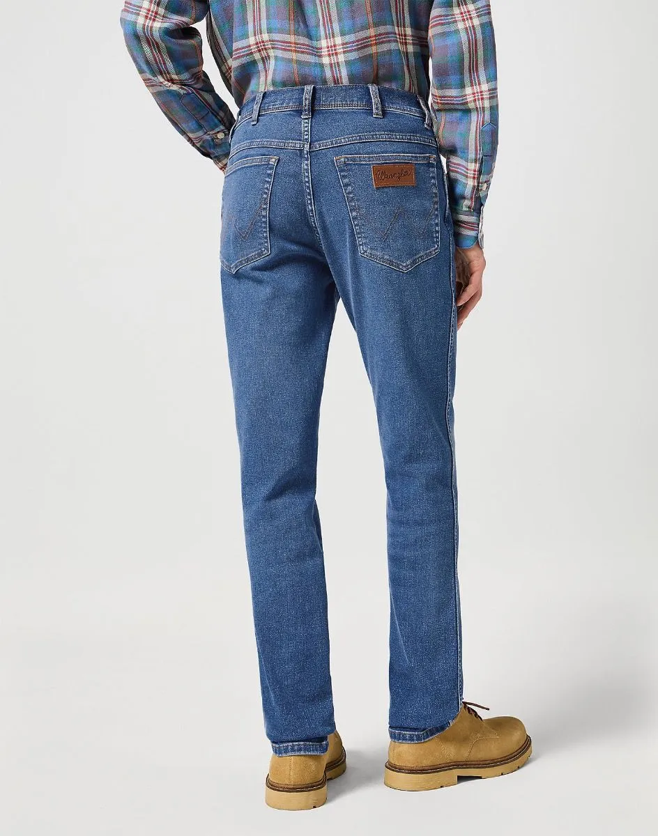 Wrangler Texas Slim Stretch Denim Jeans in Ridge Wash