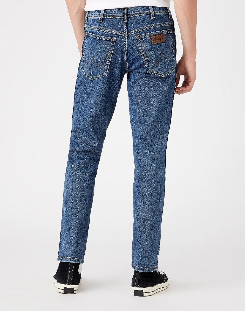 Wrangler Texas Slim Stretch Denim Jeans in Stonewash