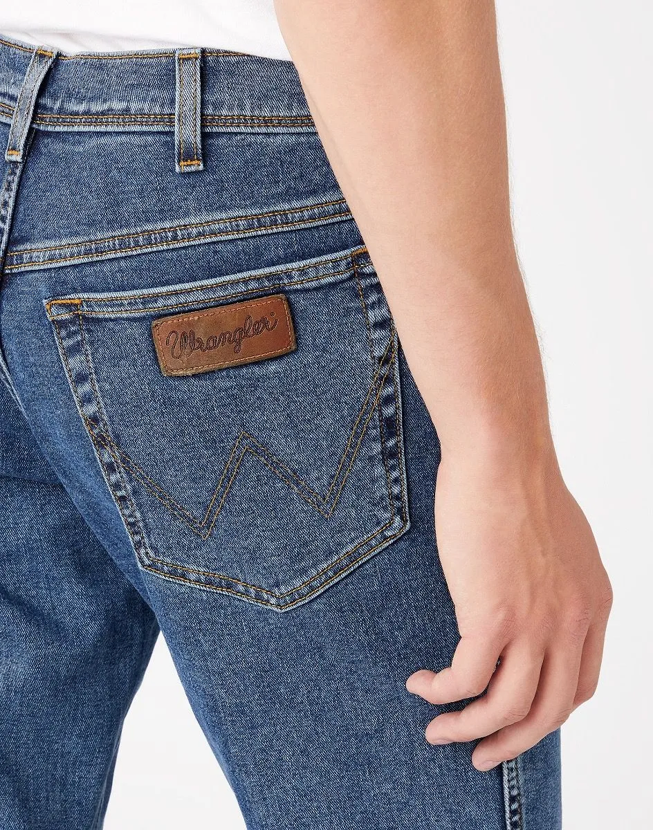 Wrangler Texas Slim Stretch Denim Jeans in Stonewash