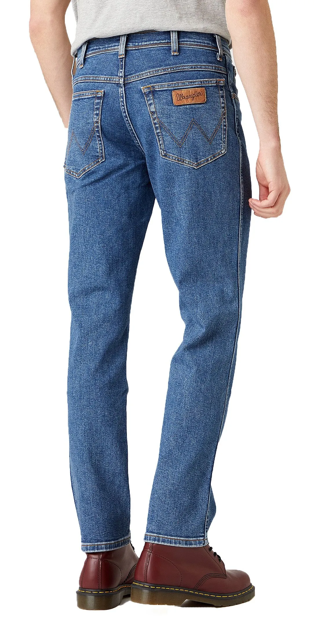 Wrangler Texas Slim Stretch Denim Jeans in Stonewash